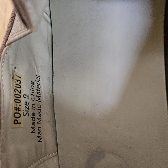 Suede Ruffle Sneakers Tan/Brown Size 9 - Picture 4 of 5